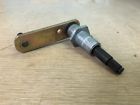 9hb14 Oshkosh Windshield Wiper Idler Shaft Hsg Assembly
