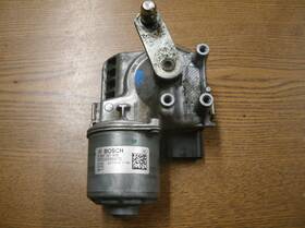 505565970 Alfa Romeo 2017-2025 Stelvio Windshield Wiper Motor 505565970 Alfa Romeo 2017-2025 Stelvio Windshield Wiper Motor