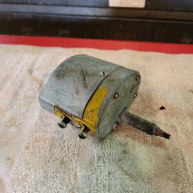 Wwa12v109 American Bosch Windshield Wiper Motor 1946-52 Gmc Truck - For Parts Wwa12v109 American Bosch Windshield Wiper Motor 1946-52 Gmc Truck - For Parts