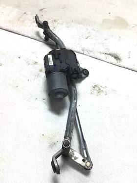 021315 Bmw 339 2011 X3 Wiper Motor ##
