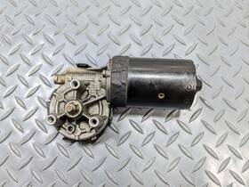67638362155 Bmw 1999 - 2004 Oem 325i Front Side Windshield Washer Wiper Motor 67638362155 Bmw 1999 - 2004 Oem 325i Front Side Windshield Washer Wiper Motor