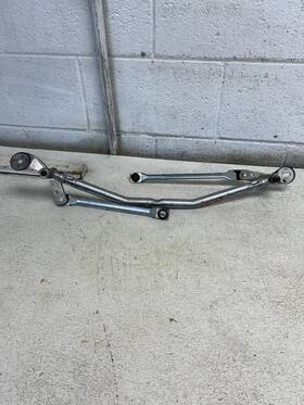 988051701 Bmw 2021 X5 Oem Wiper Transmission Part Number