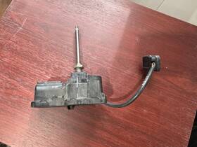 0390206825 Bosch Mercedes Benz W124 Coupe Headlight Wiper Motor Lh Genuine Used