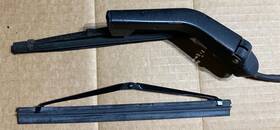 9564303 Bosch Headlight Wiper Arm Assembly. Right. Saab 900 And 9000 With New Blade