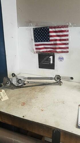 20779752 Buick 10-16 Lacrosse Wfront Windshield Wiper Motor Linkage And Transmission