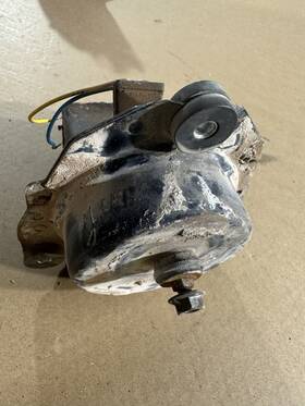 4010214 Chevrolet Gmc 4910214 1960 To 1963 Pickup Truck Single Speed Wiper Motor Gm 4010214 Chevrolet Gmc 4910214 1960 To 1963 Pickup Truck Single Speed Wiper Motor Gm