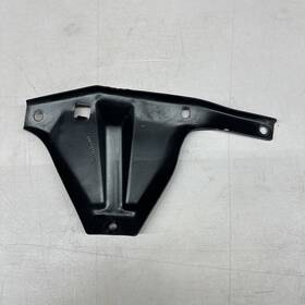 Chevy 12mat5t534486 99-02 Silverado 1500 2500 Windshield Wiper Motor Brace Bracket