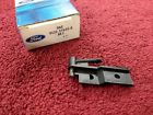 D1zz-17603-a Ford Nos Mustang Lh Windshield Washer Jet