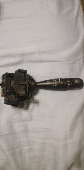 84652-01090 Denso Toyota Matrix/vibe 03 To 08 Wiper Washer Switch With Rear Variable Speed 84652-01090 Denso Toyota Matrix/vibe 03 To 08 Wiper Washer Switch With Rear Variable Speed