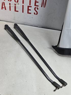 4360021 Dodge Dakota Wiper Arms
