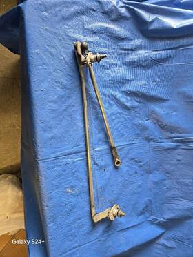 621-00396 Ford 91-93 Festiva Wiper Transmission 148893 621-00396 Ford 91-93 Festiva Wiper Transmission 148893