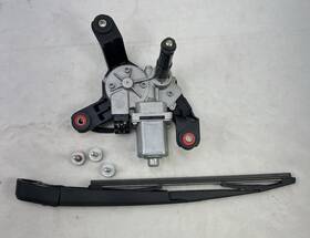 General Motors 26560846 21-26 Buick Envision Rear Window Wiper Motor Used Oem Tested With Arm And Hardware