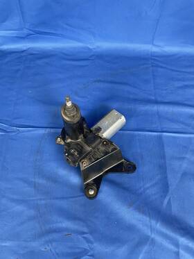 53671487 General Motors 2007-2013 Chevrolet Suburban Yukon Tahoe Escalade Tailgate Rear Wiper Motor 53671487 General Motors 2007-2013 Chevrolet Suburban Yukon Tahoe Escalade Tailgate Rear Wiper Motor