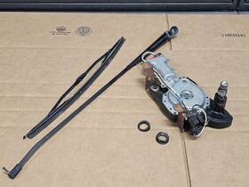 618-00670 General Motors 1982-1992 Pontiac Firebird Chevy Camaro Rear Hatch Wiper Motor Delco Productions 618-00670 General Motors 1982-1992 Pontiac Firebird Chevy Camaro Rear Hatch Wiper Motor Delco Productions