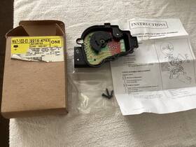 22154753 Gm Nos Windshield Wiper Motor Cover 1987-1999 22154753 Gm Nos Windshield Wiper Motor Cover 1987-1999