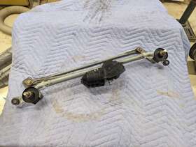 76530tg7a01 Honda 2016 - 2022 Pilot Front Windshield Wiper Linkage With Motor Oem