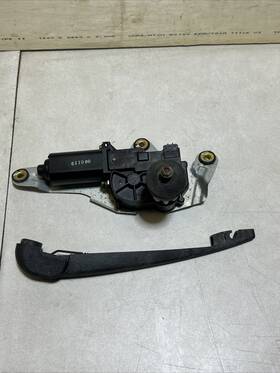 060119 Infiniti 2005-2008 Fx35 Rear Wiper Motor With Arm Oem