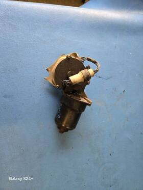 620-58169 Isuzu 81 I-mark Windshield Wiper Mtr 79619