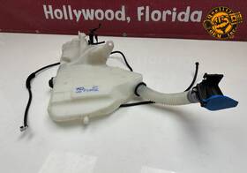 Mk8317b613ad Jaguar / Land Rover 2021-2025 F-pace Velar Windshield Washer Reservoir W Pumps Oem Mk8317b613ad Jaguar / Land Rover 2021-2025 F-pace Velar Windshield Washer Reservoir W Pumps Oem