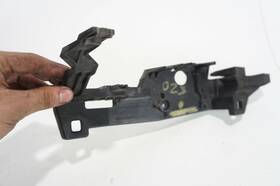 1301329337 Land Rover 03-2005 Range Hse L322 Right Side Headlight Wiper Motor Bracket