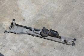 85110-24100 Lexus 1997 Sc300 Front Windshield Wiper Motor With Linkage
