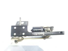 620.lo1r05 Lotus 2005 Elise Oem Windshield Wiper Motor Assembly With Bracket Bosch