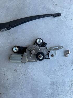 Bp4k-67450 Mazda 08 3 S Model Hatchback Ftusedft Original Rear Wiper Motor