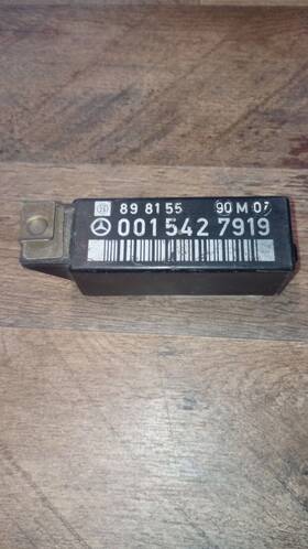 0015427919 Mercedes-benz 90-95 R129 300sl 500sl Windshield Wiper Relay 0015427919 Mercedes-benz 90-95 R129 300sl 500sl Windshield Wiper Relay