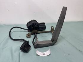 0390206868 Mercedes-benz 86-91 W126 500sec 560sec 380sec Coupe Passenger Headlight Wiper Motor Right C126