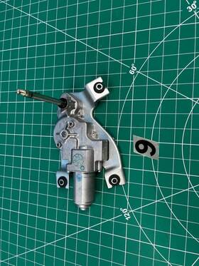 7365819 Mini 2015-2019 Cooper Clubman F54 Rear Right Wiper Motor Oem