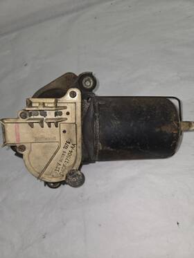 D4of-17504-aa Motorcraft D40f-17504-aa 1975 Ford Windshield Wiper Motor Oem D4of-17504-aa Motorcraft D40f-17504-aa 1975 Ford Windshield Wiper Motor Oem