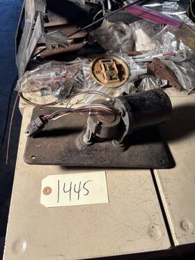 Sf-3665120 Motorcraft 1974 Amc Hornet Electric Windshield Wiper Motor Assembly Oem Untested Sf-3665120 Motorcraft 1974 Amc Hornet Electric Windshield Wiper Motor Assembly Oem Untested