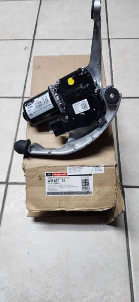 Wm-857 Motorcraft Oem Windshield Wiper Motor-wiper Motor - Front Left Fits 14-18 Transit Connect