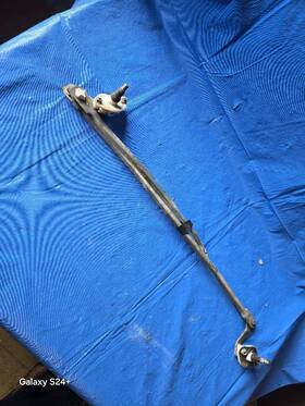 621-53830 Nissan 80 81 82 83 84 85 86 720 Pickup Wiper Transmission 95006