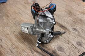 67-63-7-329-850 Oem 14-19 Mini Cooper F56 Hardtop Tailgate Rear Window Glass Wiper Motor Assembly