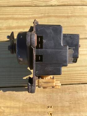 5045572 Pontiac 1969 Firebird Trans Am Delco Windsheild Washer Motor Very Good Conditio 5045572 Pontiac 1969 Firebird Trans Am Delco Windsheild Washer Motor Very Good Conditio