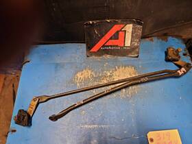 621-00319 Pontiac 85-91 Sunbird Front Windshield Wiper Transmission Linkage Without Motor Oem