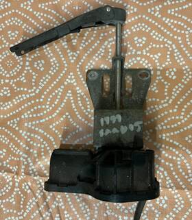 0390206948 Saab 99-03 9-5 Passenger Side Headlight Wiper Motor Bosch Oem B45