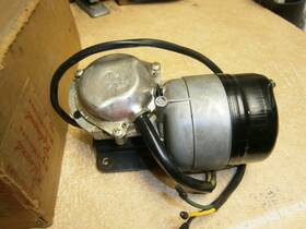 Studebaker 653277 Windshield Wiper Motor 6v 1949-53 2 Speed Trucks Nos