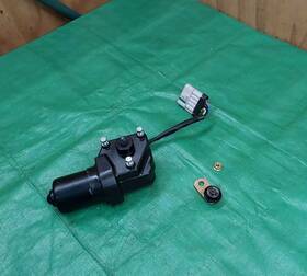 6005946-00-f Tesla 2012-2021 Model S Front Windshield Wiper Motor Assembly Oem 600594600f