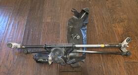 Toyota 85110-14330 1993-1998 Supra Mk4 Front Wiper Transmission Linkage With Motor Oem