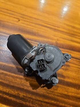 85110-35240 Toyota 1996-2002 4runner Front Windshield Wiper Motor 4 Wire Oem P4954b148