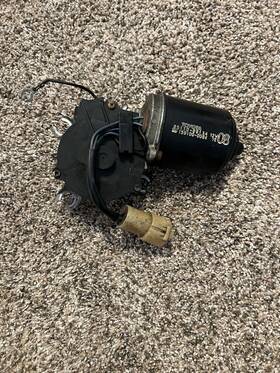 85110-89134 Toyota Pickup 4-runner 84-86 Windshield Wiper Motor Original 85110-89134 Toyota Pickup 4-runner 84-86 Windshield Wiper Motor Original