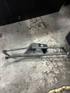 V20-1445 Vaico Bmw E36 Wiper Motor Arm And Assembly
