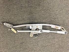 9151848 Volvo 2001-2004 S60 V70 C70 Windshield Wiper Motor With Linkage 9151848 Volvo 2001-2004 S60 V70 C70 Windshield Wiper Motor With Linkage