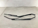 17-20 Maserati Levante Front Windshield Wiper Arm W/ Blade Pair Cm. Fixed Price $69.99.