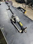 09 Ford Expedition Front Windshield Wiper Linkage Motor Oem. Fixed Price $100.00.