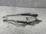 Windshield Wiper Blade Arms Set Assembly Mercedes R231 SL550 SL63 SL450 Oem. Fixed Price $89.00.