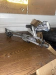 2007 - 2013 Bmw X5 E70 Front Windshield Wiper Motor Only 535 Oem!!!!!. Fixed Price $50.00.
